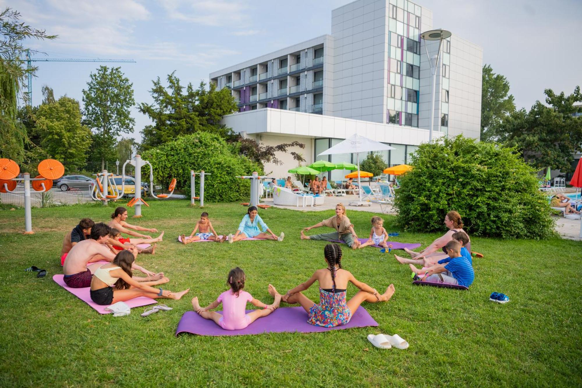 Hotel Melodia Венус Экстерьер фото